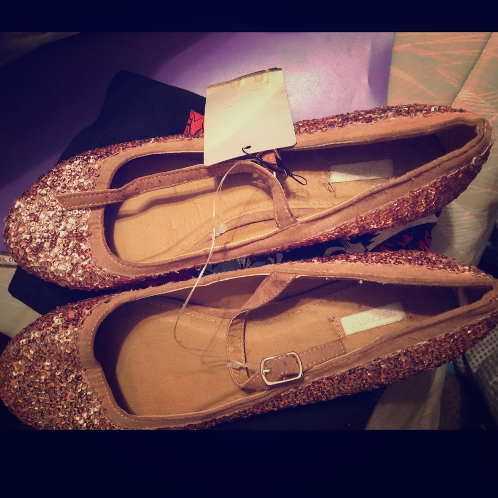 Urban outfitters flats NEW